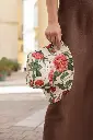 Chapeau fleuri